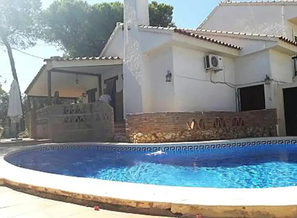 Villa with 2 Bedrooms in Punta Umbría, with Private Pool, Enclosed Garden And Wifi