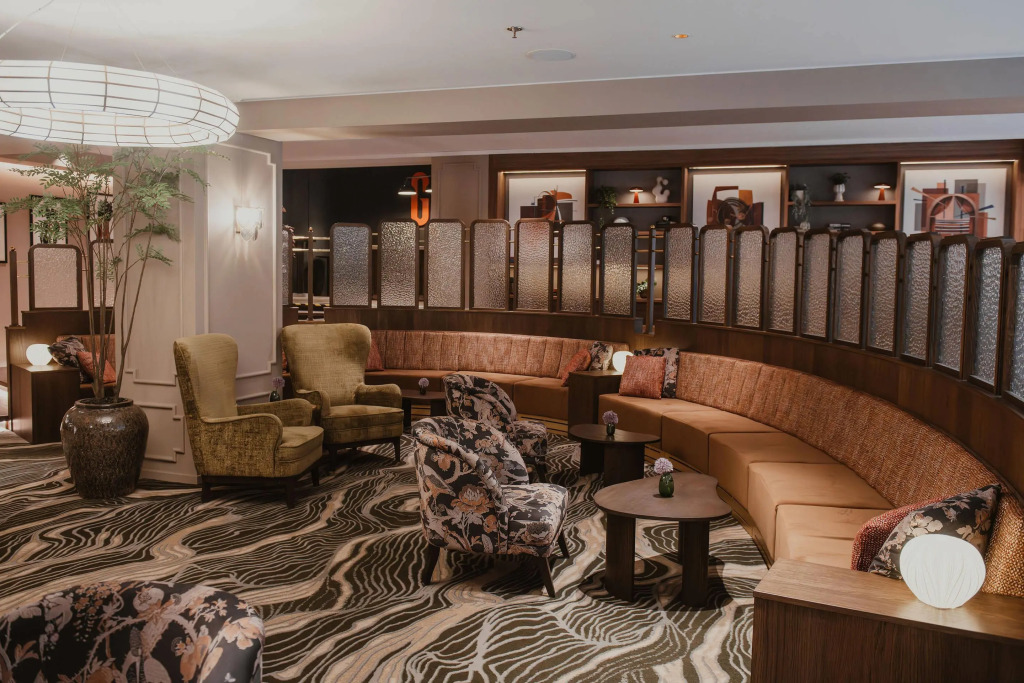 Home Hotel Folketeateret