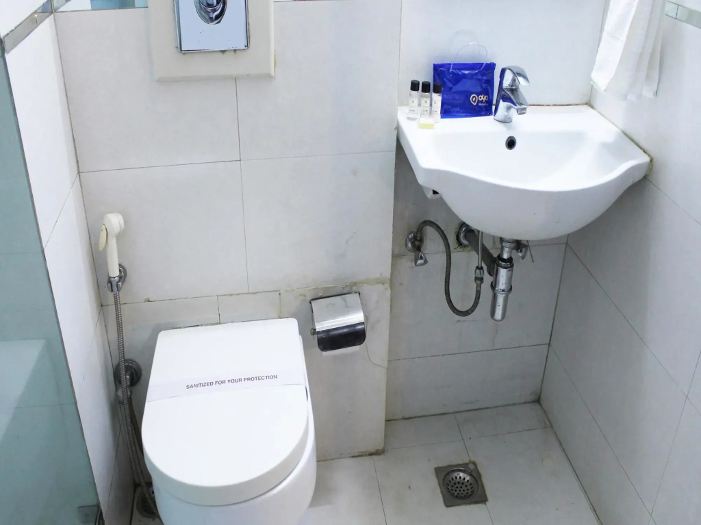 OYO Premium Ambience Mall 2