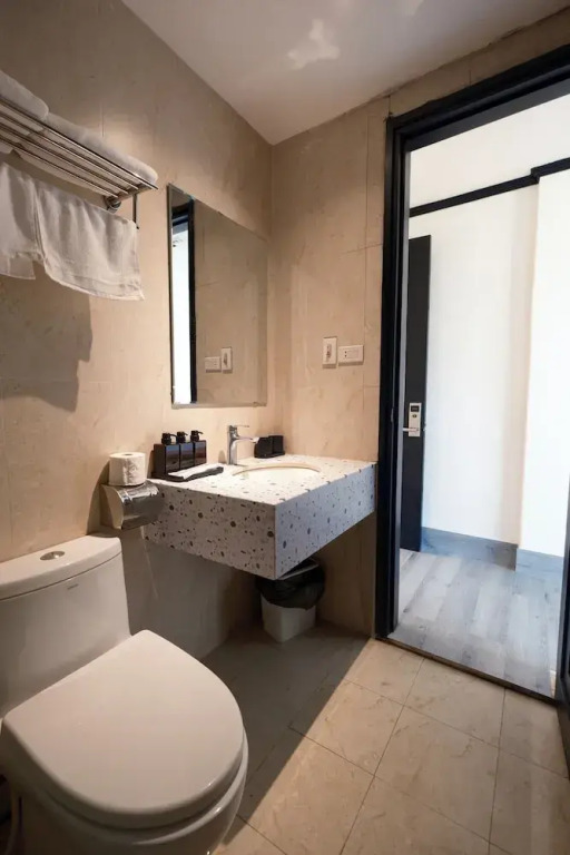 Atlantis Apartment Nguyen Thai Hoc