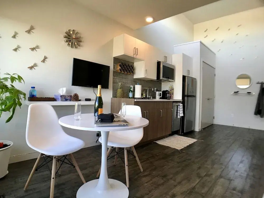Modern Capitol Hill Studio