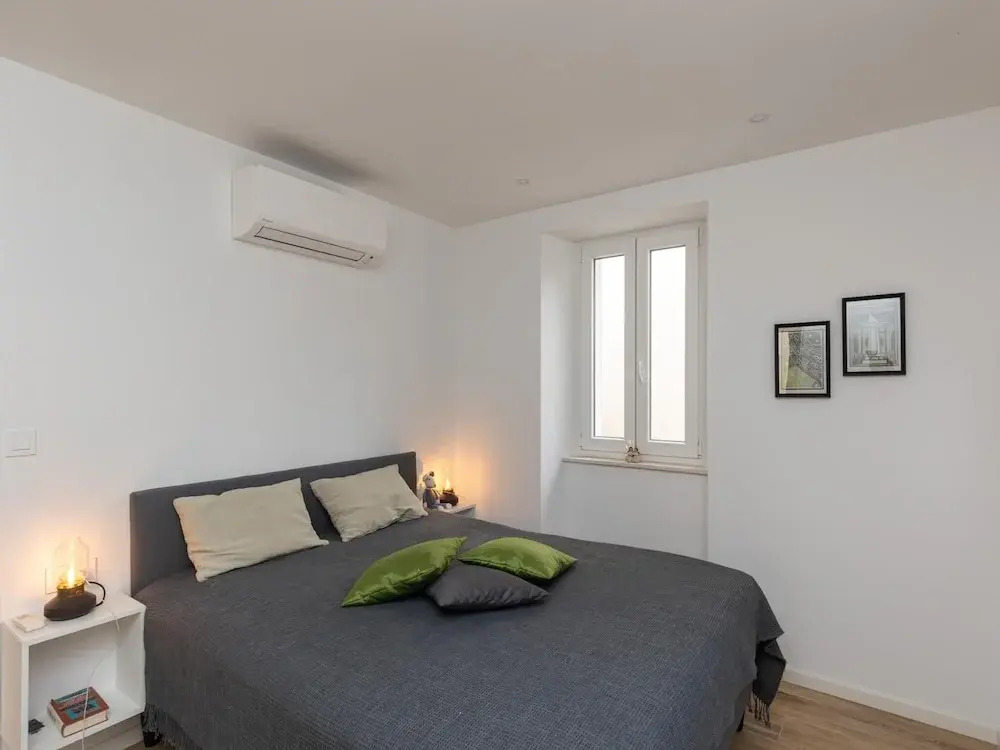 Apartments Odin
