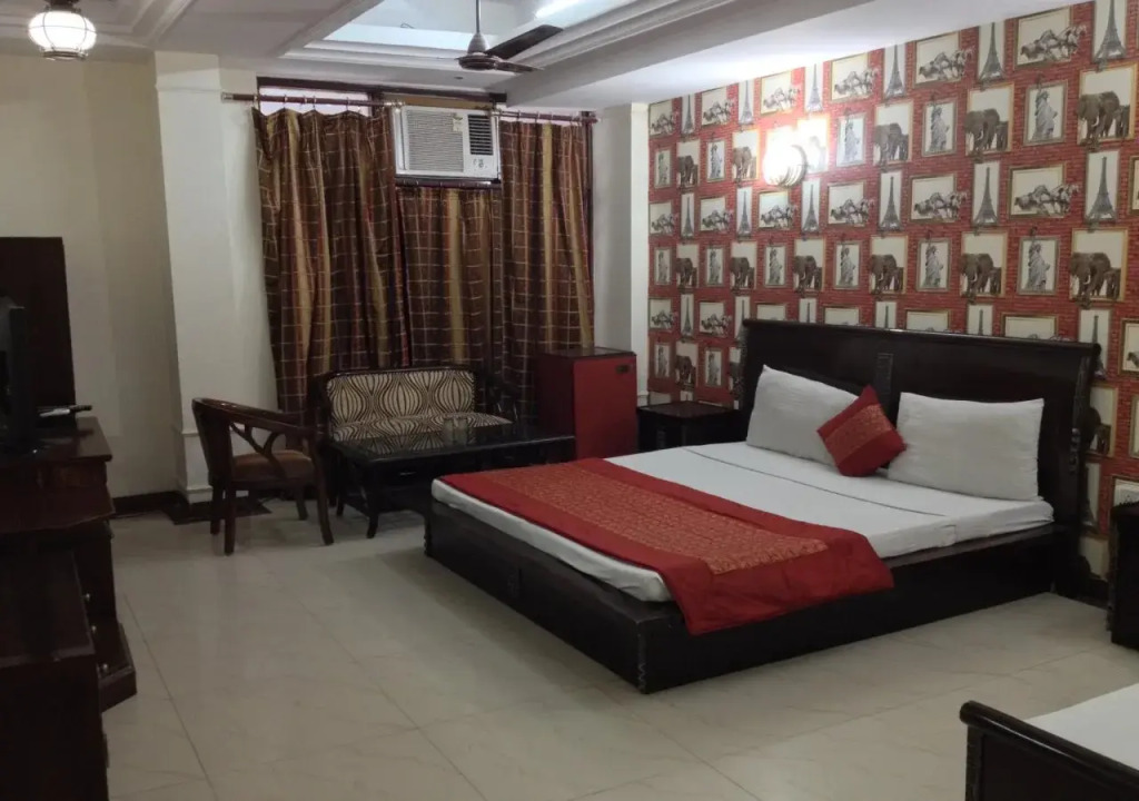 OYO 7844 Hotel Welcome Plaza