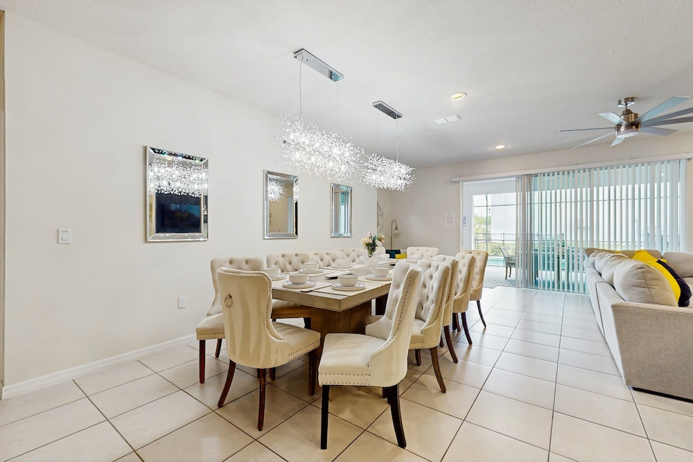 Dog-friendly House With Private Heated Pool, Sports Courts, Game Room, Pool, AC