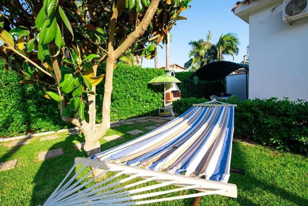Paradise Beach Gallina