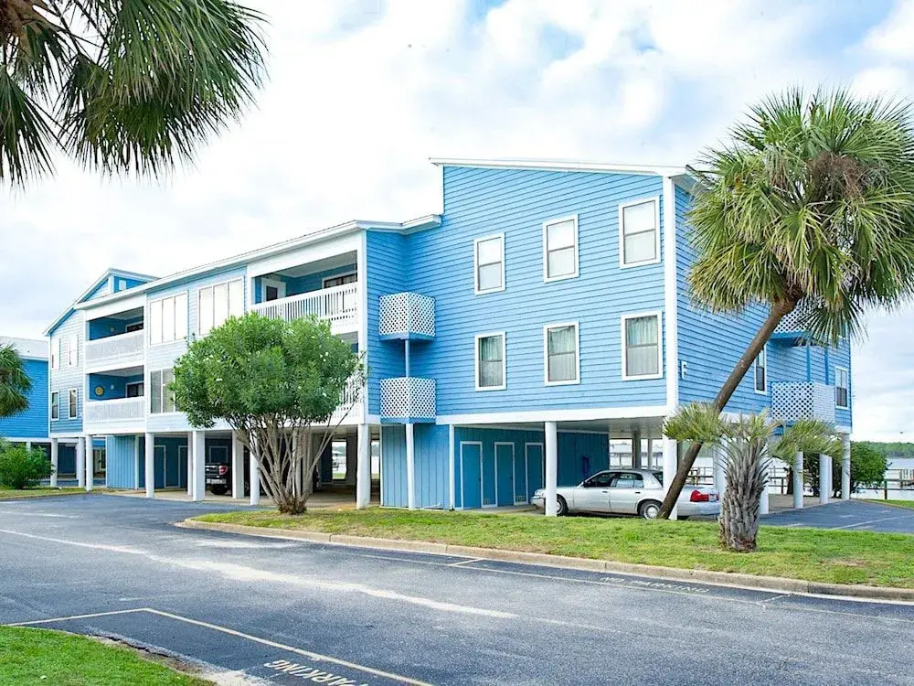 1872 W Beach Blvd Condo Unit F203