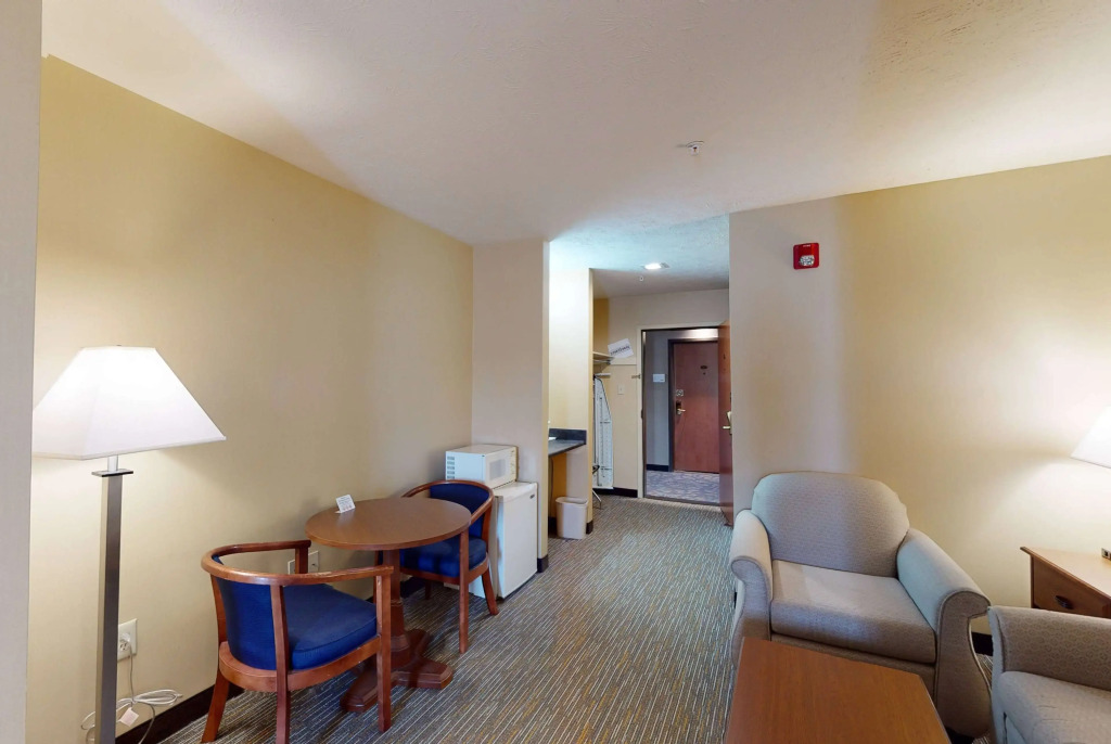 Ramada by Wyndham Strasburg - Shenandoah Valley
