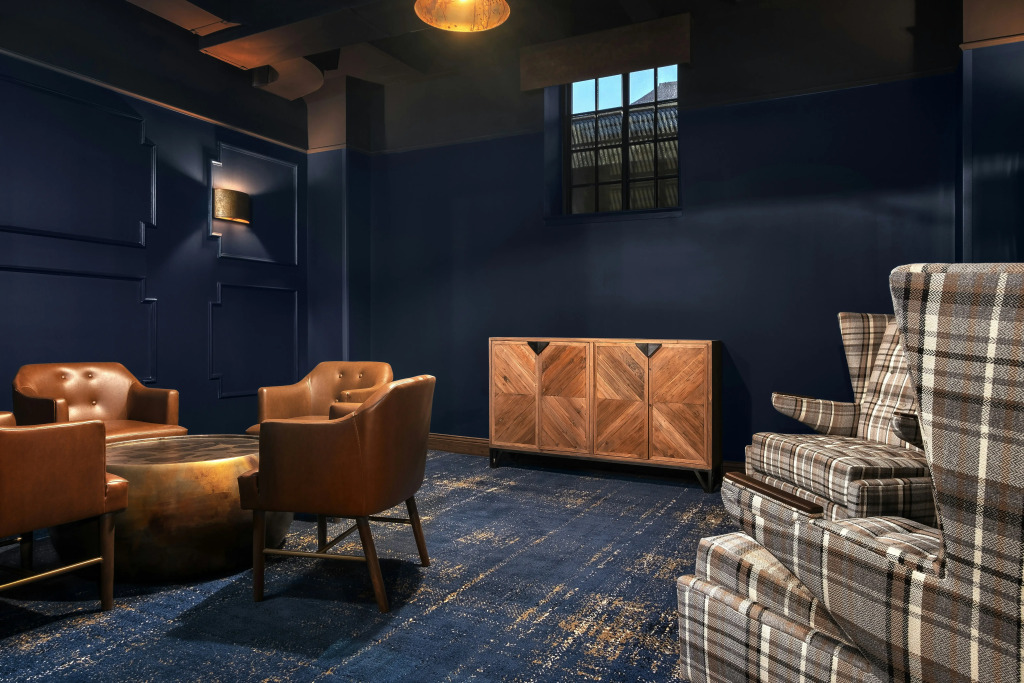 The Well House Hamilton, Tapestry Collection By Hilton
