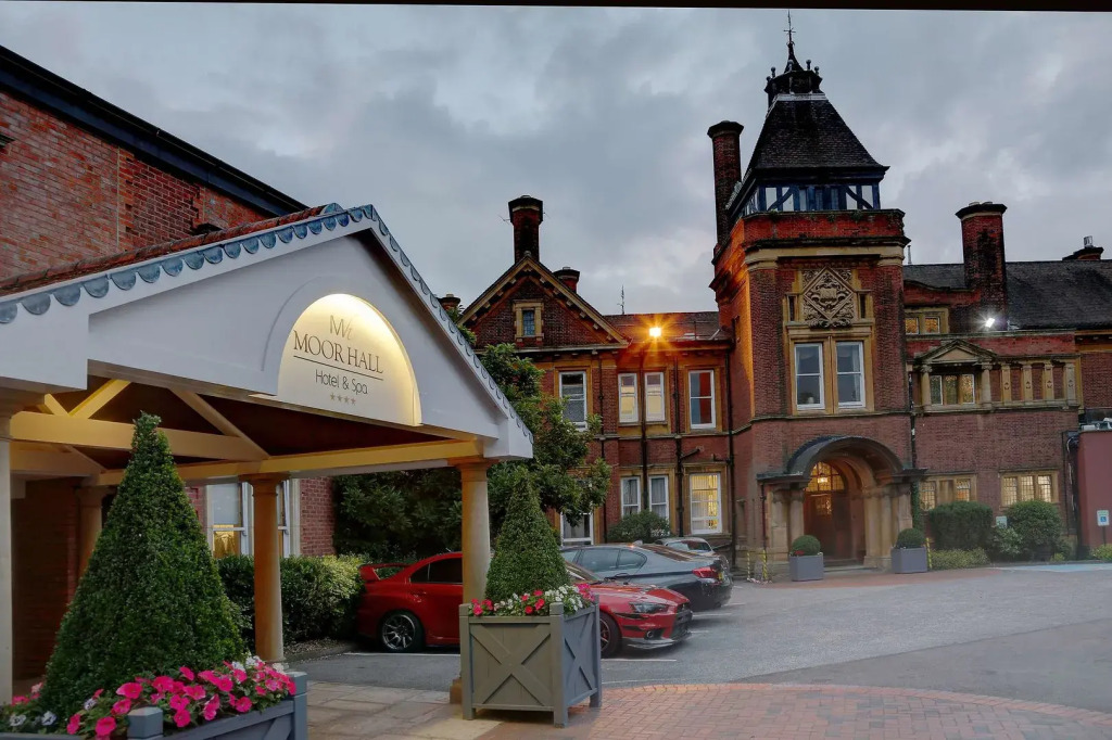 Birmingham North Moor Hall Hotel BW Premier Collection