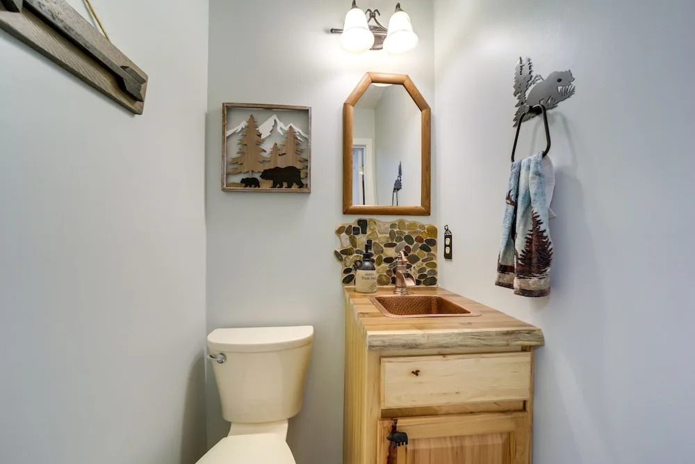 Peaceful Maggie Valley Vacation Rental w/ Fire Pit