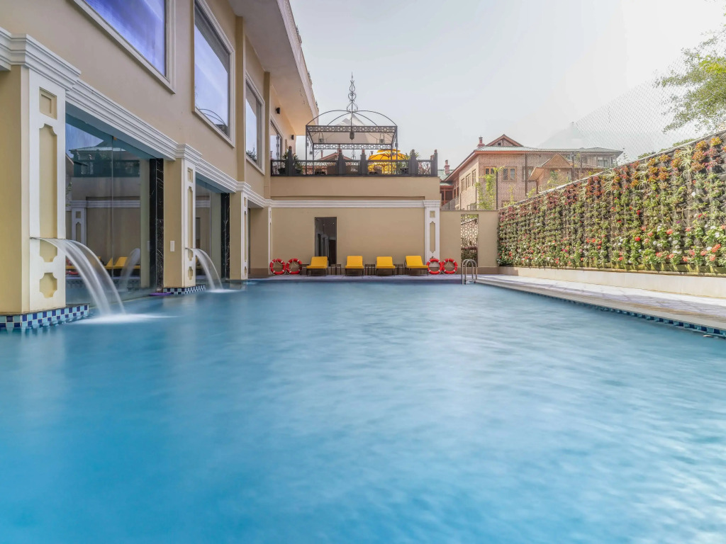 Radisson Collection Hotel & Spa, Riverfront Srinagar