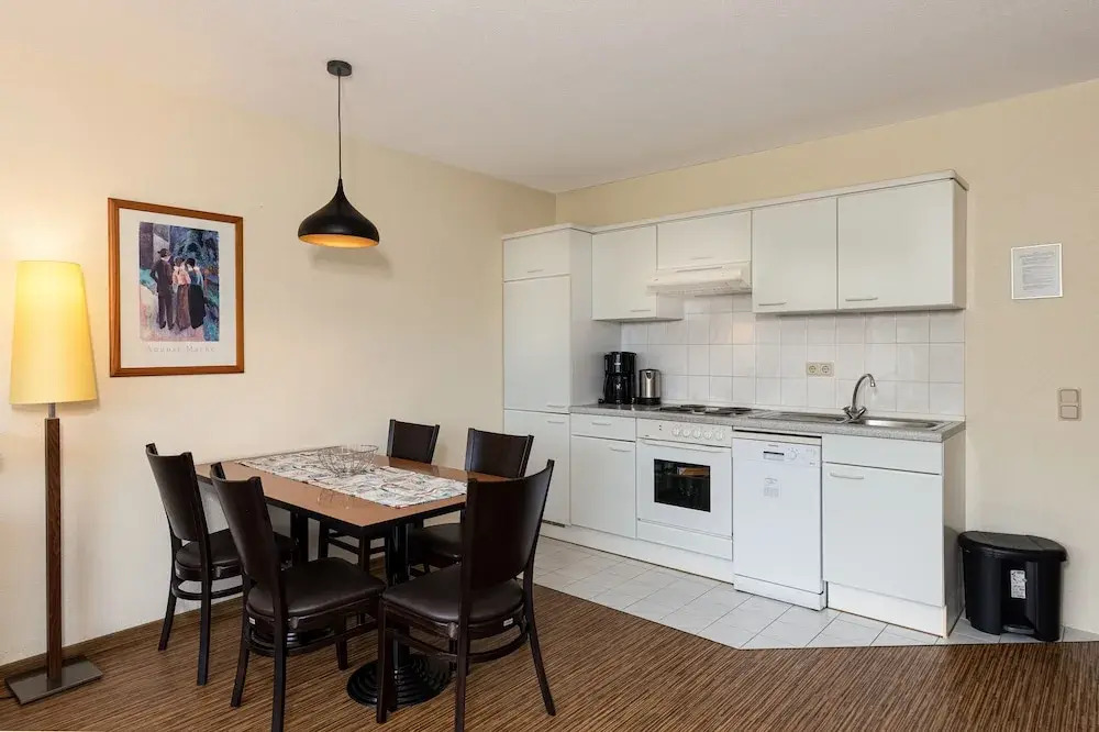 Boddenhof Apartment 54 - Balkon, Parkplatz, ruhig