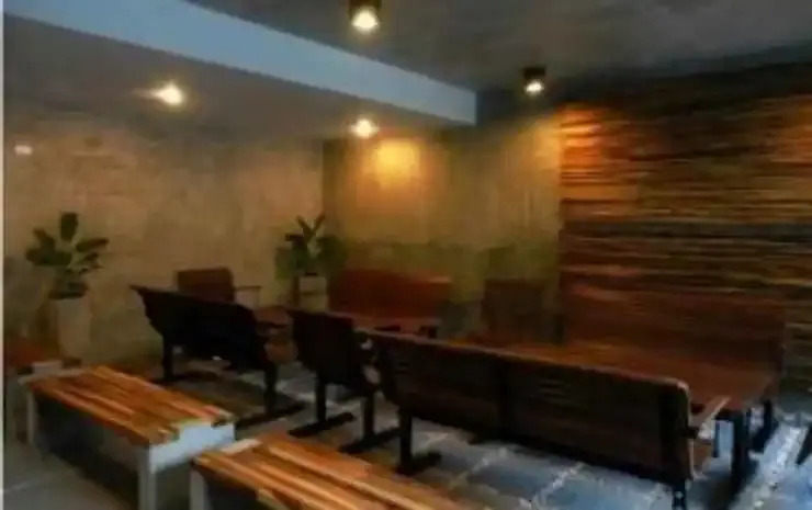 Nandamalee Place