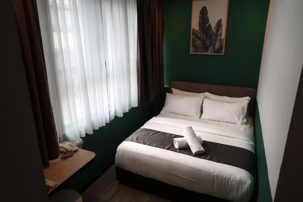Season Point Hotel