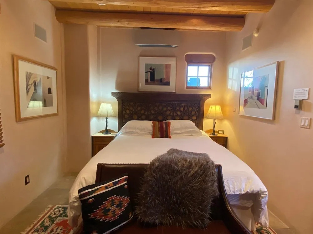 Piñon Dream - Walk to The Plaza, Comfortable Southwestern Style