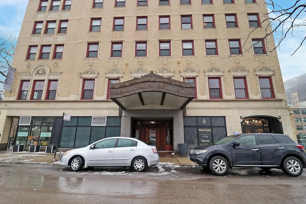 2BR Spacious Apt - BS 605