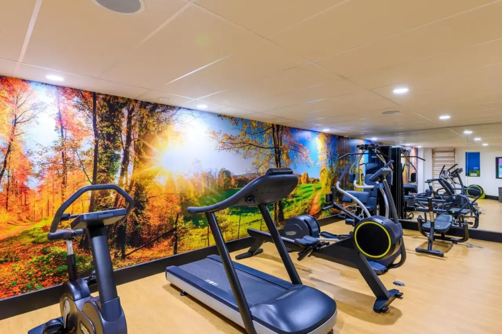 Kyriad Prestige Amiens Poulainville - Hotel and Spa