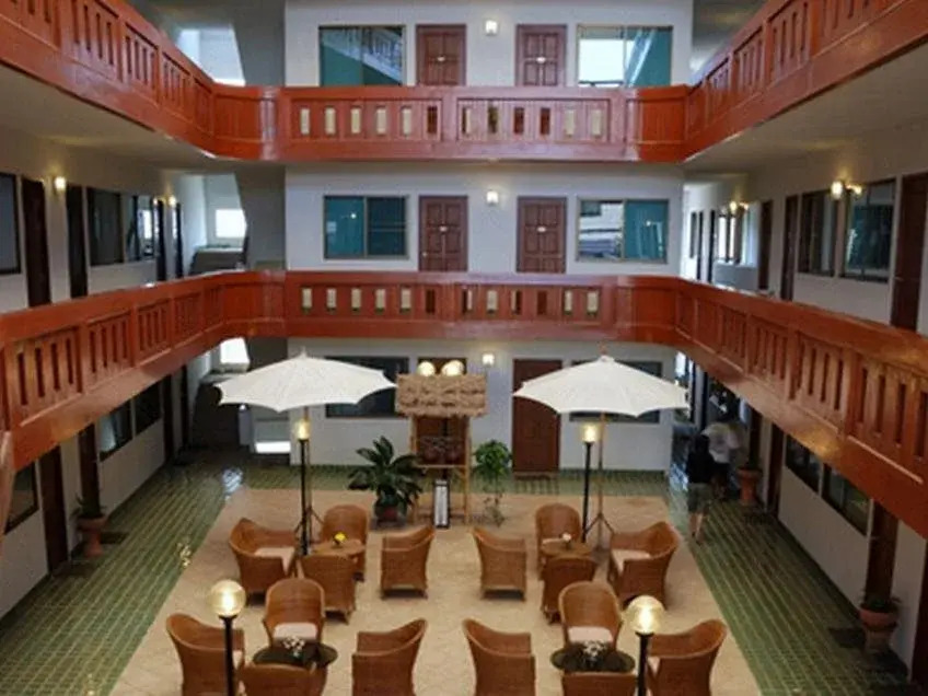 Tawan Court