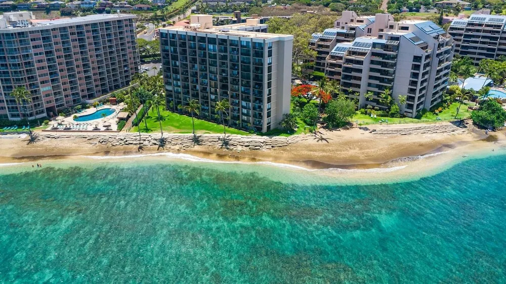 Remodeled Luxe Beachfront Escape Ocean Views AC