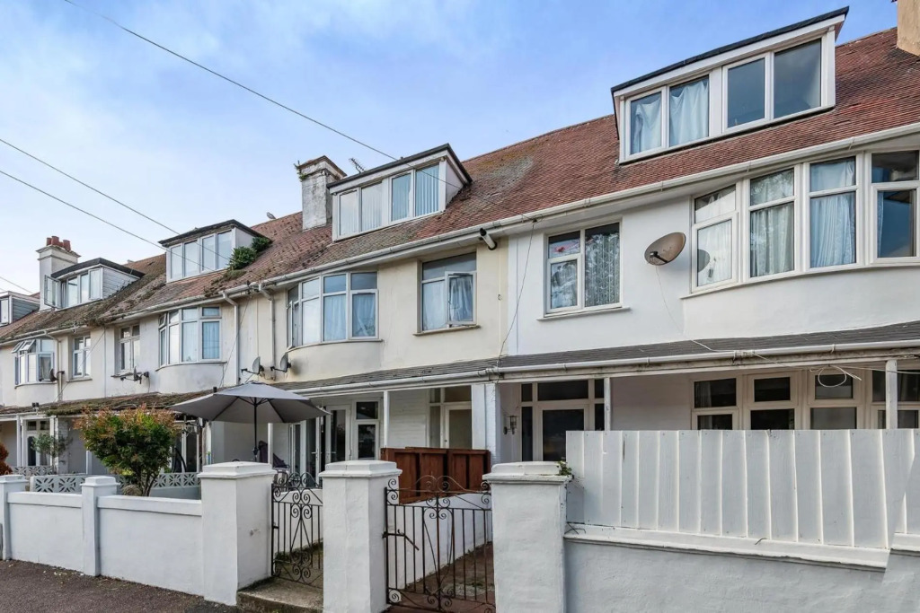 NEW Stunning & Stylish 2BD Flat Paignton Devon