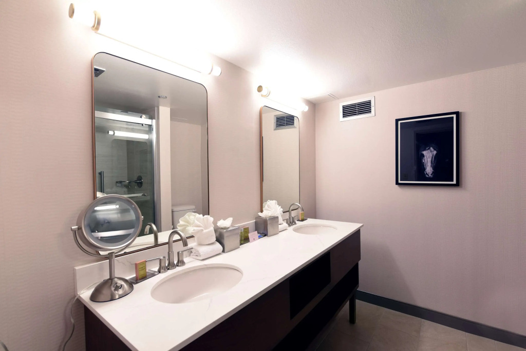 DoubleTree by Hilton Tucson-Reid Park