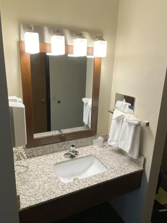 The Center Inn