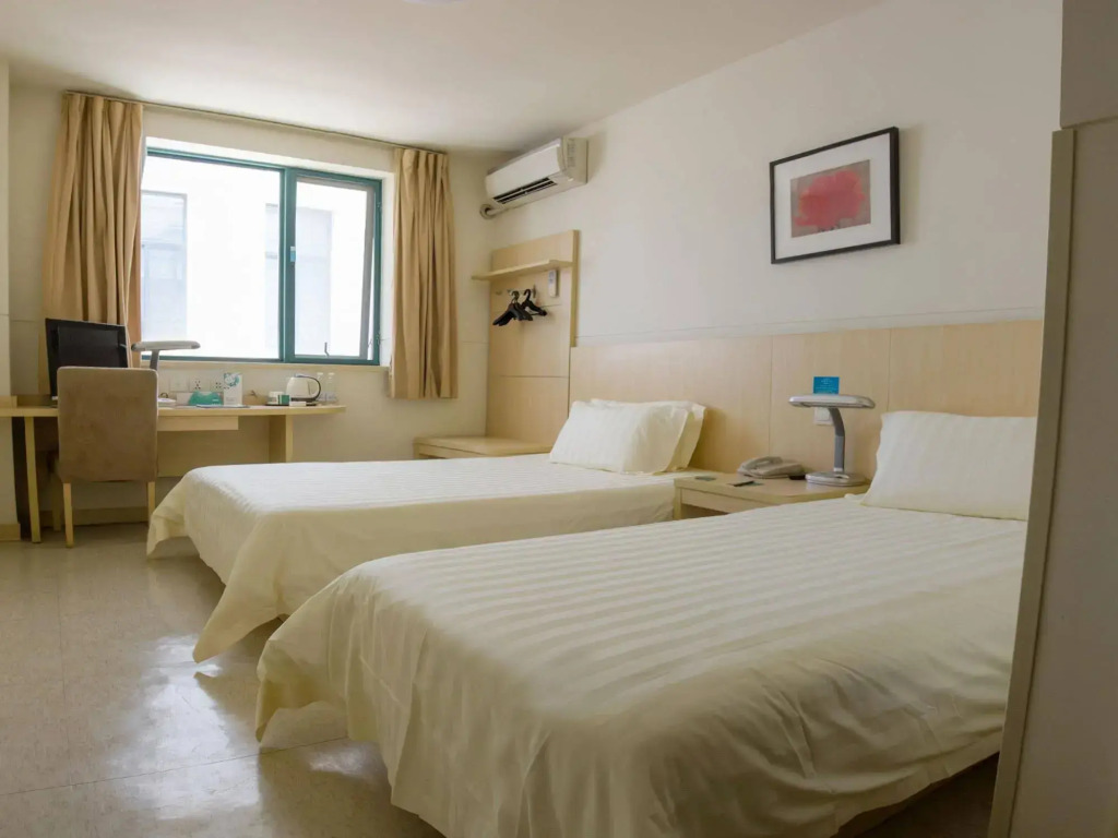 JJ Inns - Shanghai Zhongshan Park