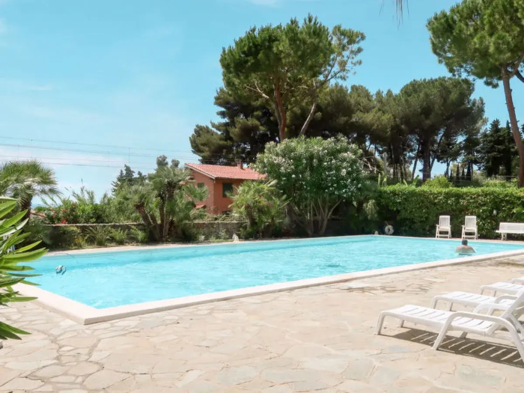 Apartment Botti by Interhome