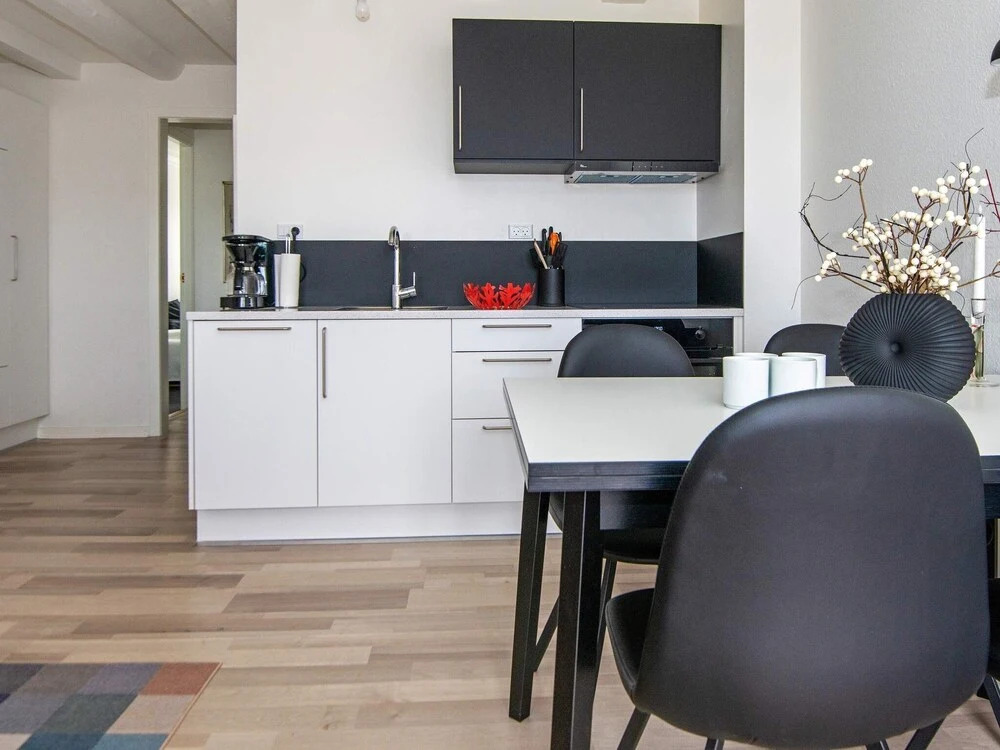 Cozy Apartment in Henne near Beach