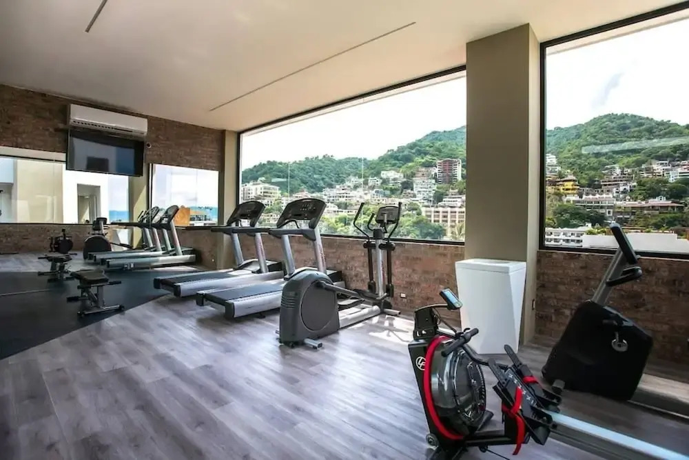Condo L268  By Trvl2Hm