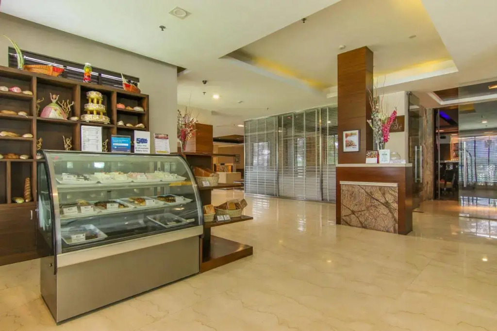 Vibe By The LaLiT Traveller