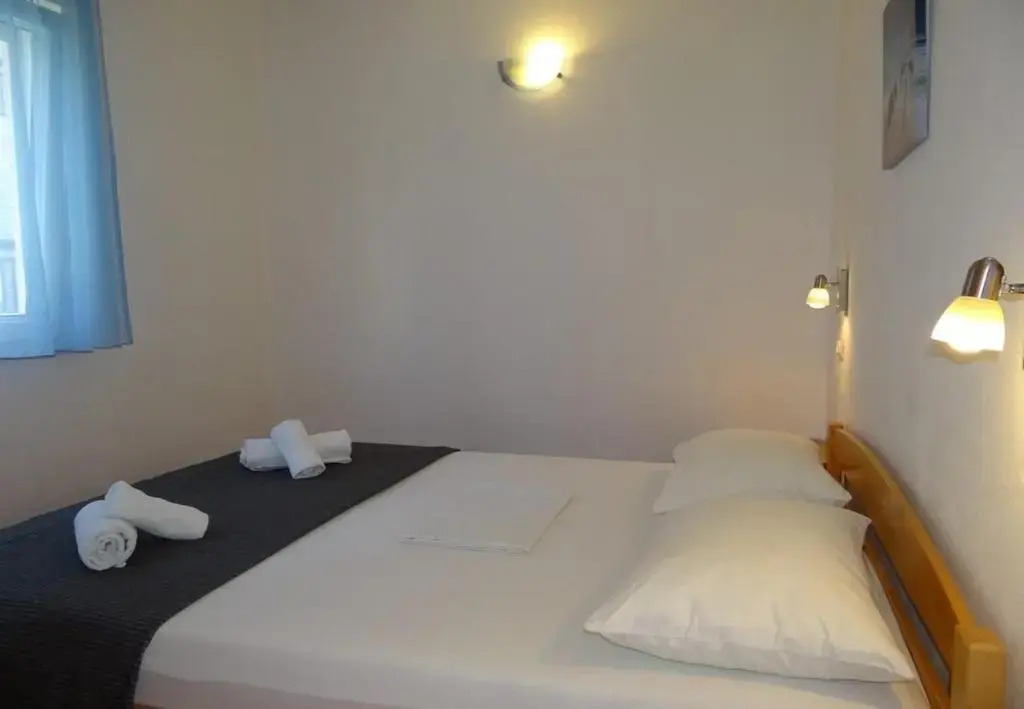 Apartments Mara - 70m from the sea