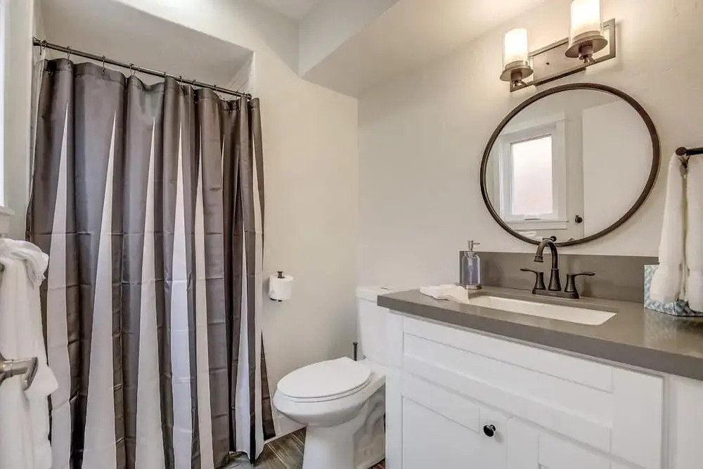 Bay Style 3 - 4 Br Home