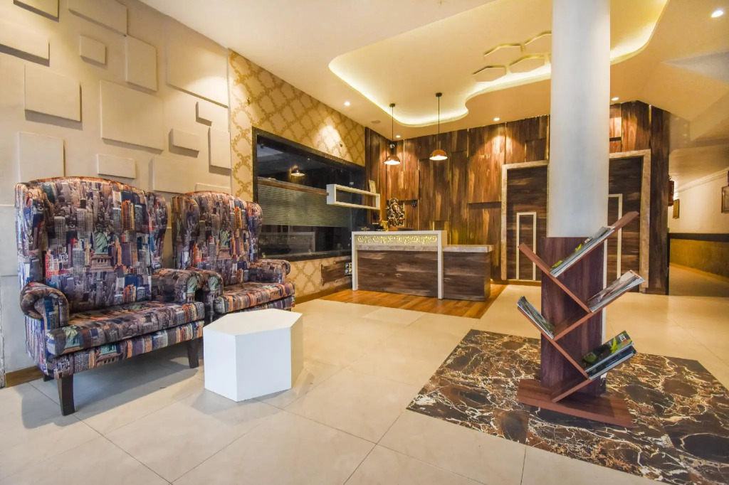 Capital O 9415 Hotel Ricky International