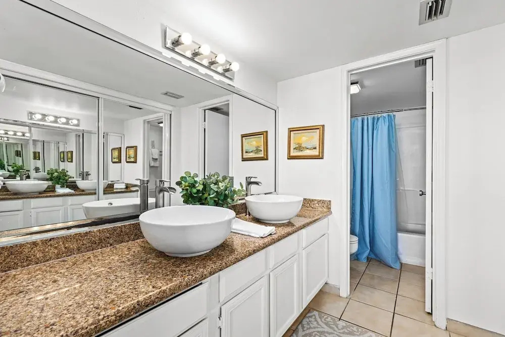 2BR w/ Gulf-view Balcony: Suntide III - Unit 404