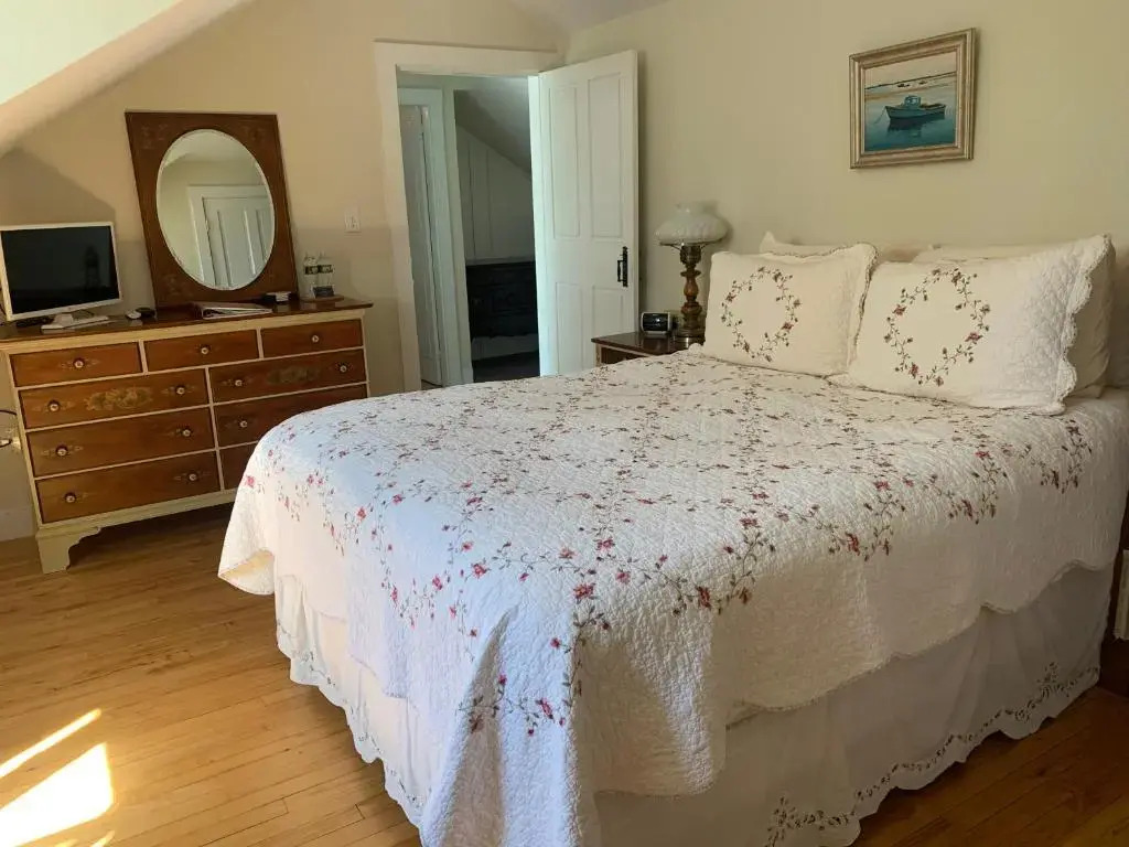 Delano Homestead Bed and Breakfast