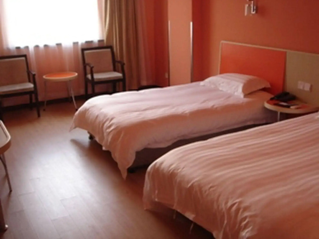 Motel168 Shanghai North Xizang Road Inn