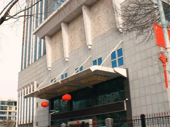 Xining Dongchuan Industrial Park Qingyun Hotel (Chengdong Wuyue Plaza)