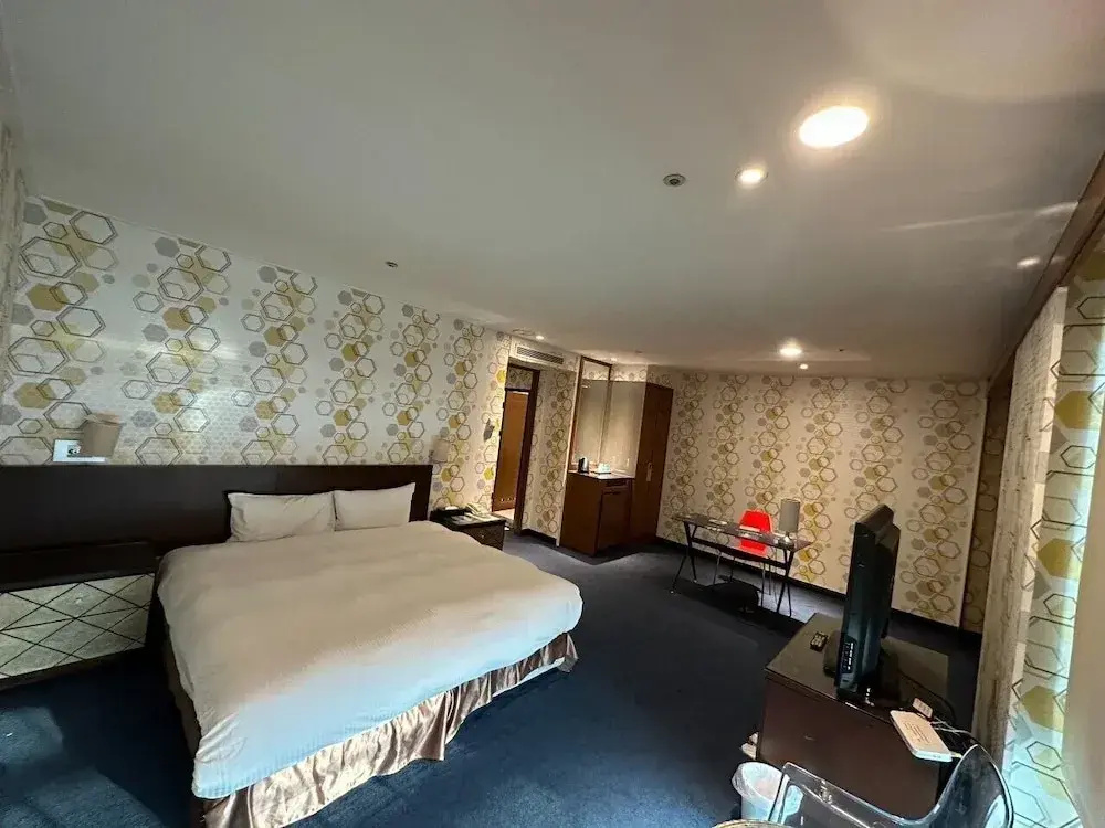 SeekerHotel-Sanchong