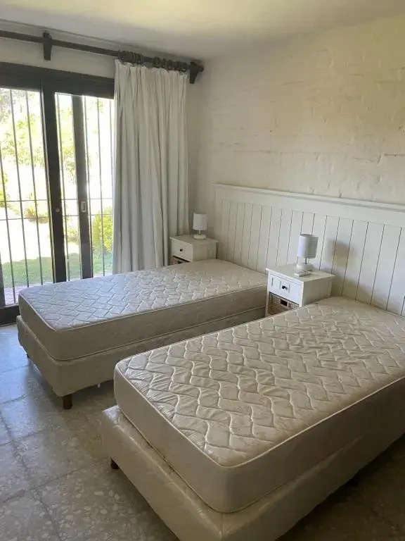 Amplia, 4 dormitorios y piscina climatizada