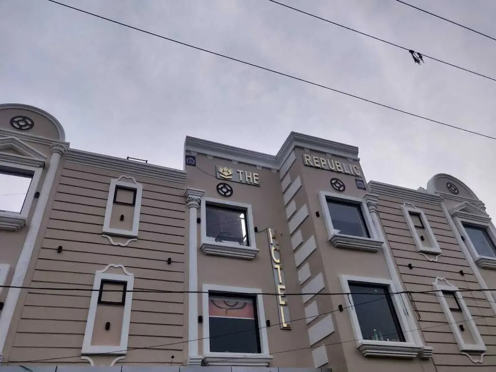 The Republic Hotel