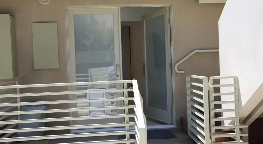 Los Angeles Guest Suites