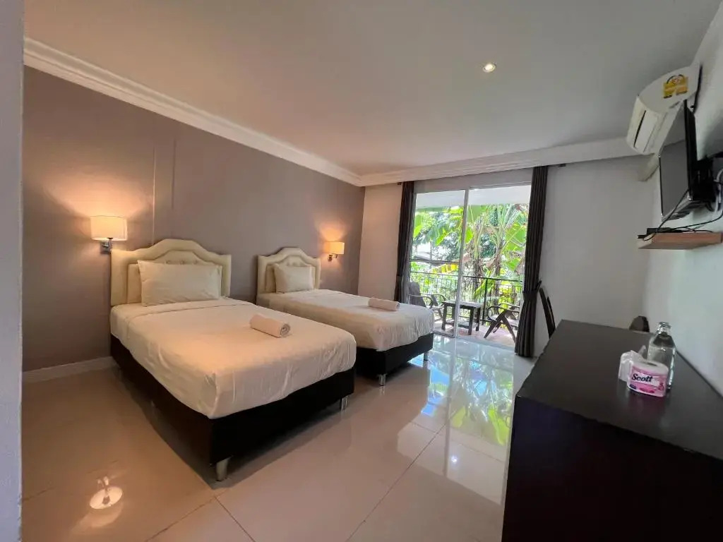 Bansuansomboon