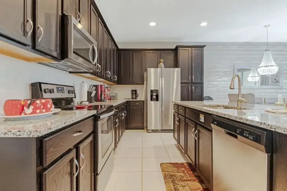 Solara 1598 Ihr 1027 5 Bedroom Townhouse