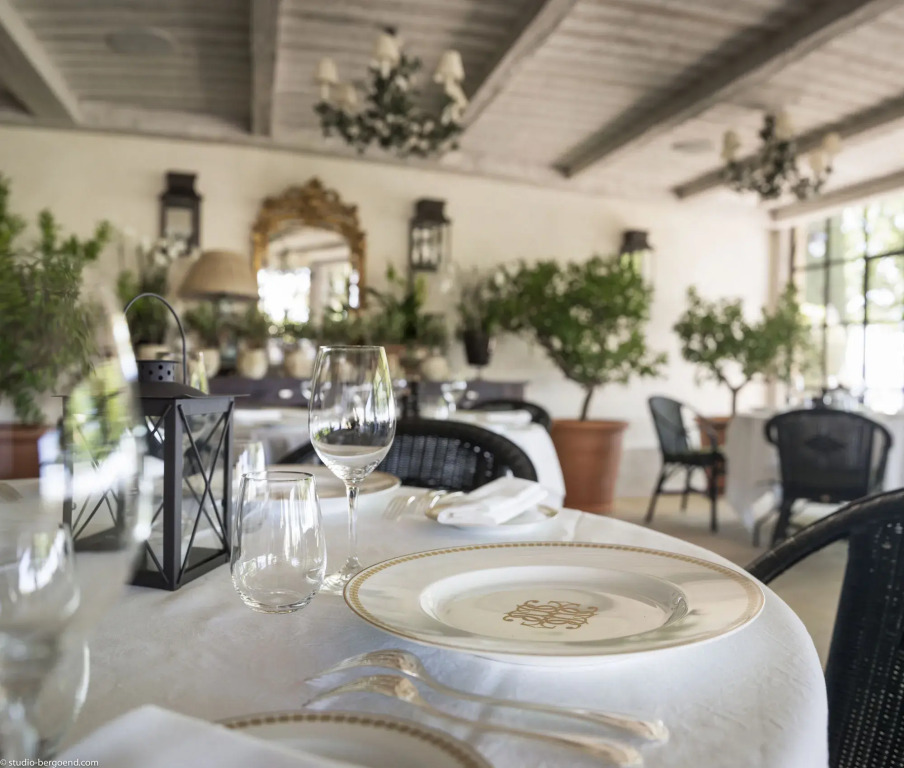 Airelles Gordes, La Bastide