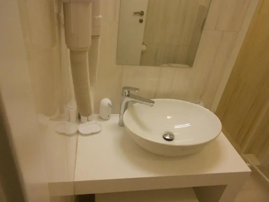 Leonardo Hotel