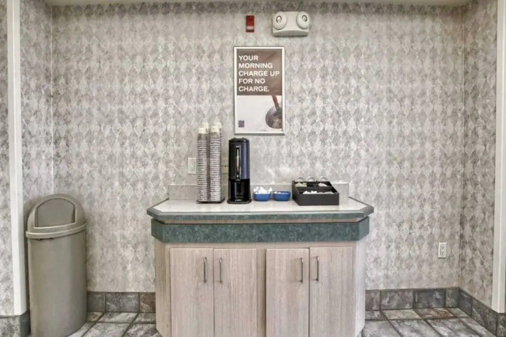 Motel 6-London, ON - Ontario