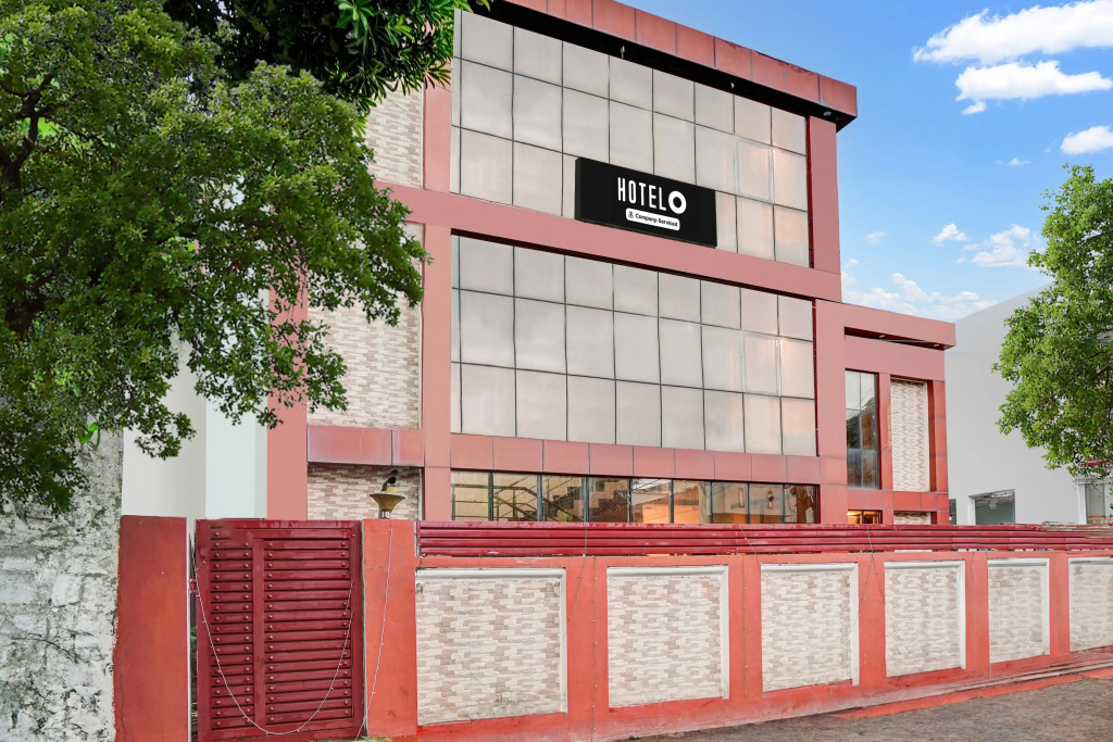 Hotel O Jankipuram Vikas Nagar