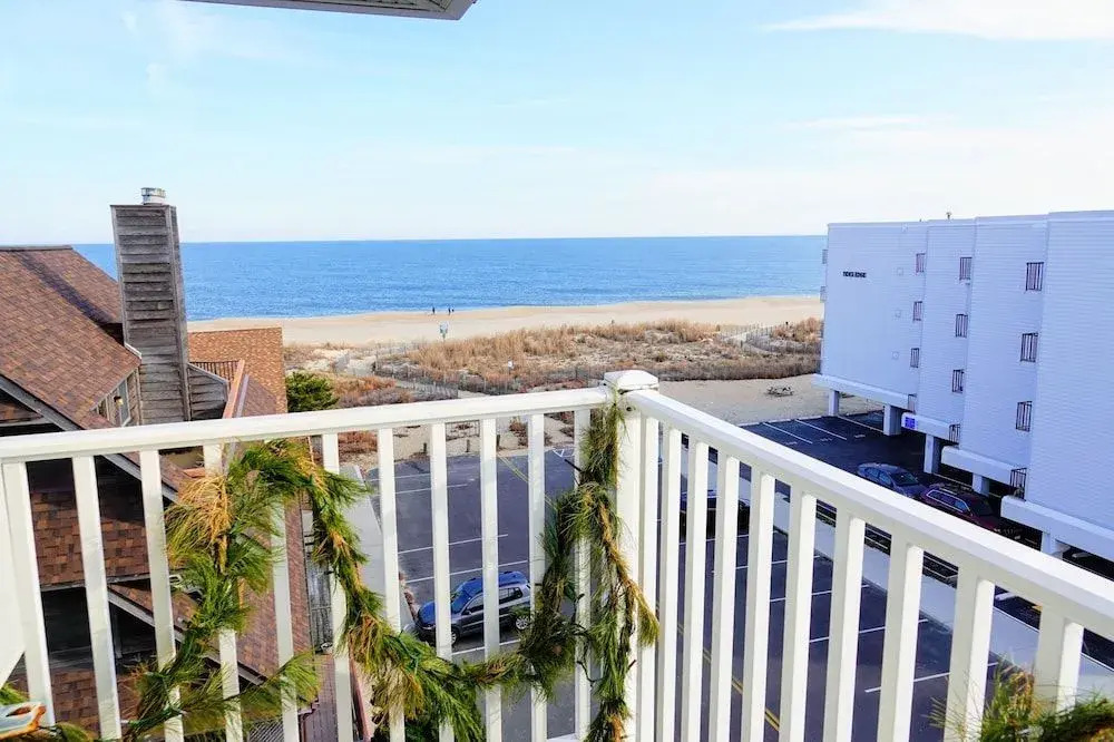 Marylander Condominiums, 90 steps from the beach