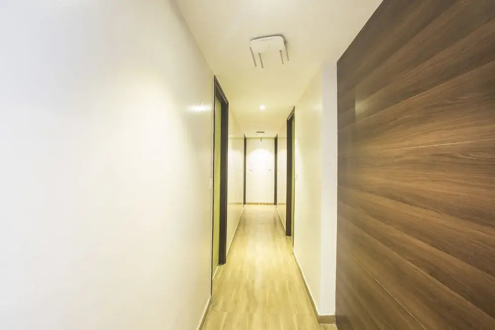 FabHotel Regal International Andheri